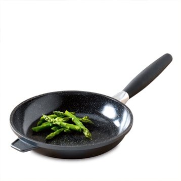Poêles, poêlons et sauteuses : Poêle Cast Line 28cm avec manche