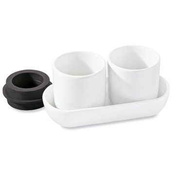 Tasses et bols : Plateau blanc avec tasses