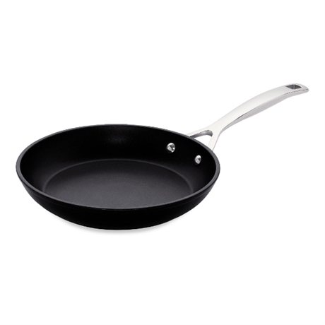 https://media.mathon.fr/Images/Produitsv2/460x460/23103_0_1-Poele-Les-Forgees-24-cm-Le-Creuset.jpg