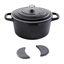 Lot cocotte légère ronde en fonte d'aluminium 24 cm et deux maniques en silicone Mathon(vue 1)