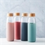 Bouteille en verre avec manchon en silicone vert sauge 580 ml Point Virgule(vue 2)